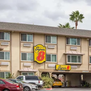 Super 8 By Wyndham Estados Unidos